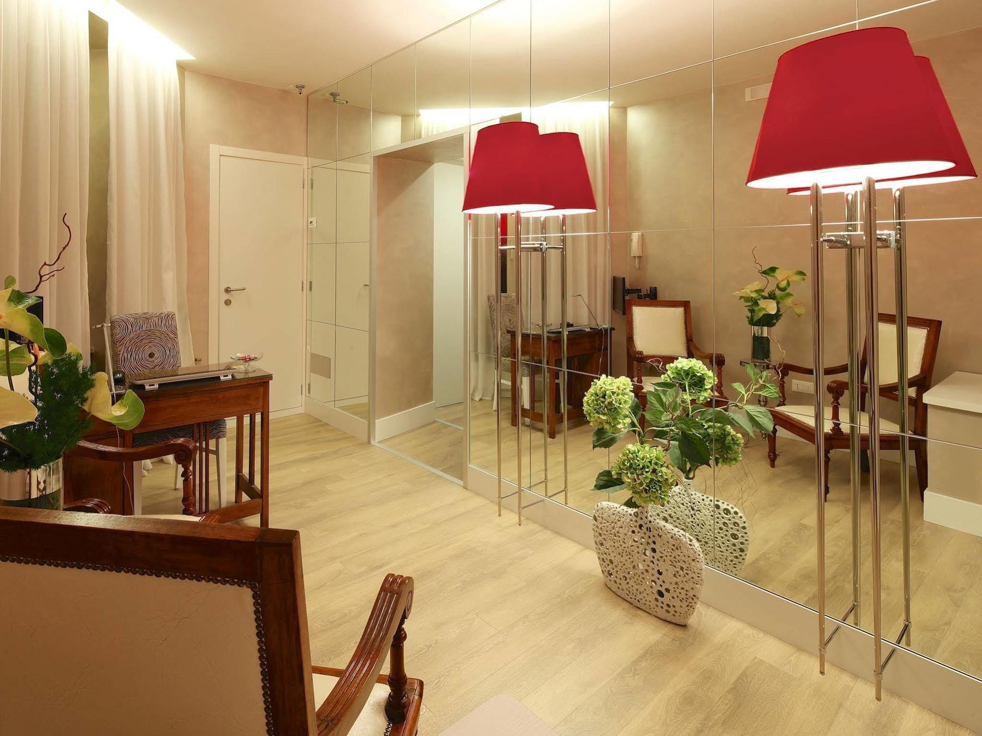 Tullia And Prisca Relais Guest House Roma Exterior foto